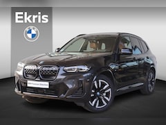 BMW iX3 - Executive 80 kWh | Shadow Line | Trekhaak | Stuurwiel Verwarmd | cruise control adaptief m