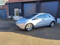 Honda Civic - 1.4 Silverstone Cruise control, PDC, regen sensor,  enz.