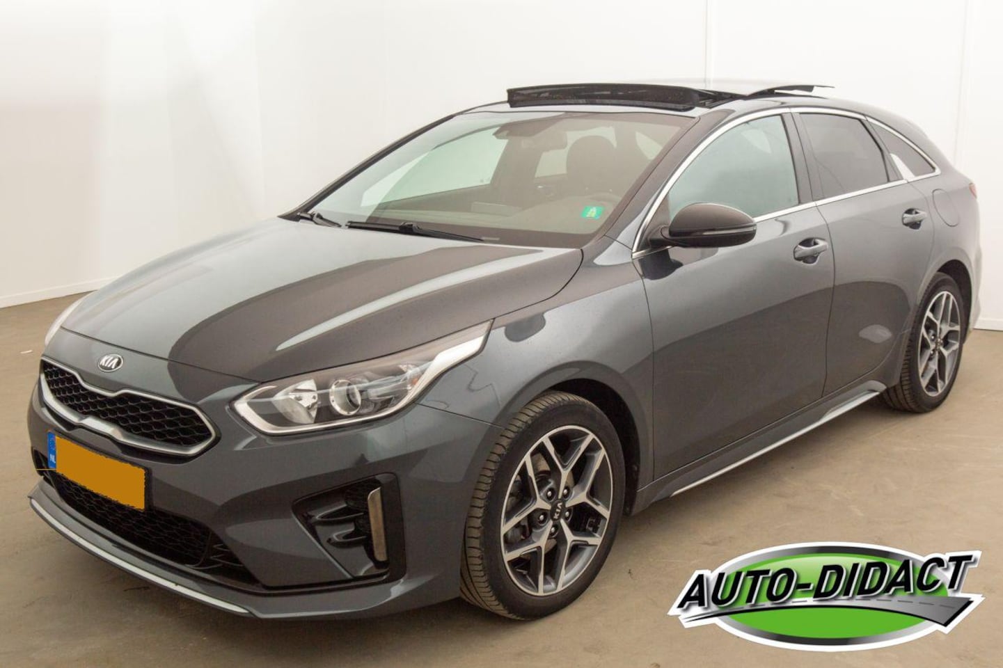 Kia Pro cee'd - 1.0 T-GDI Pano Clima Navi Camera GT-Line Edition - AutoWereld.nl
