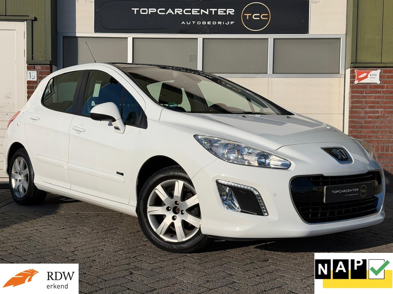 Peugeot 308 - 1.6 VTi Style/AIRCO/PARKS/CRUISE/NAVI/APK/NAP - AutoWereld.nl