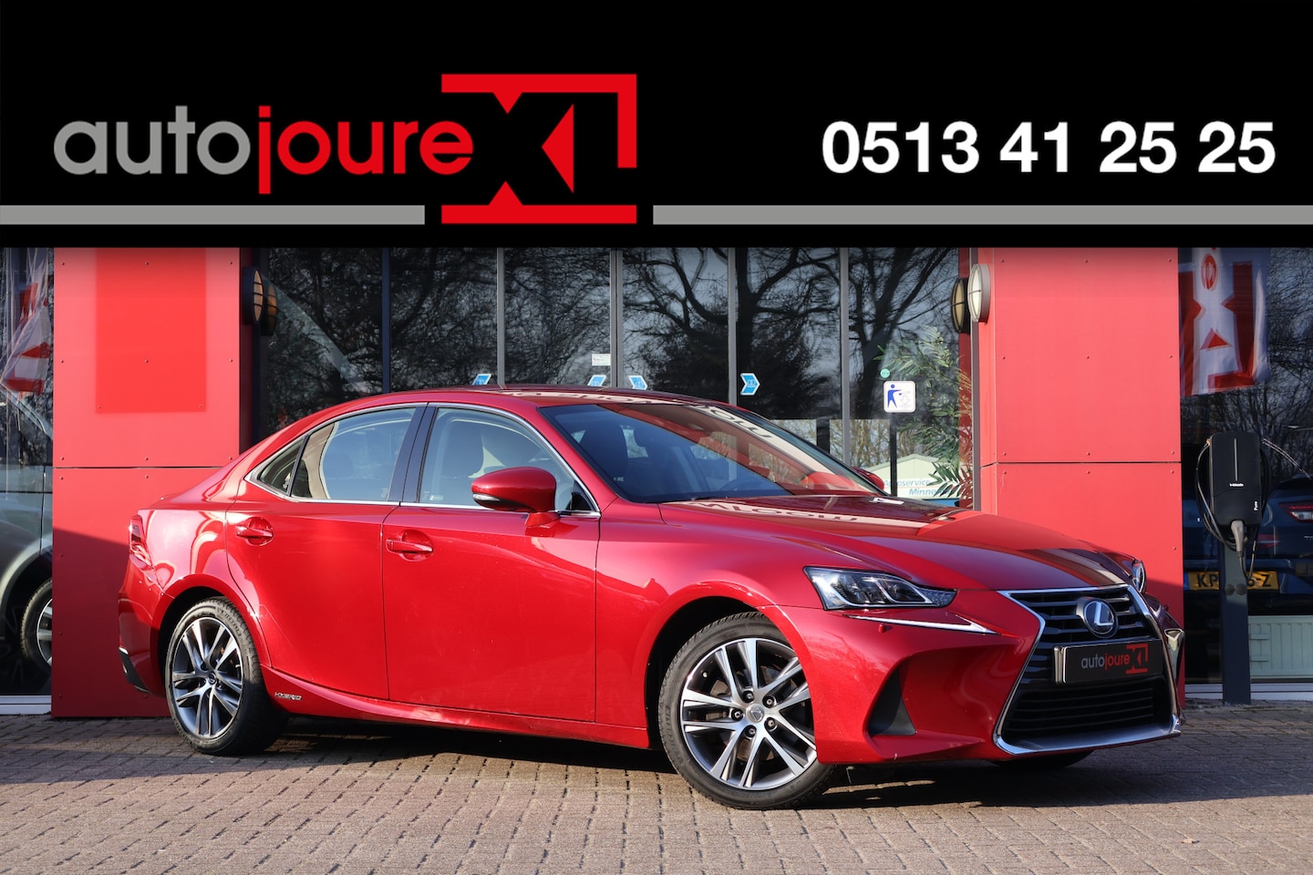 Lexus IS - 300h Hybrid Business Line | Origineel NL | Camera | Navigatie | Cruise Control | - AutoWereld.nl