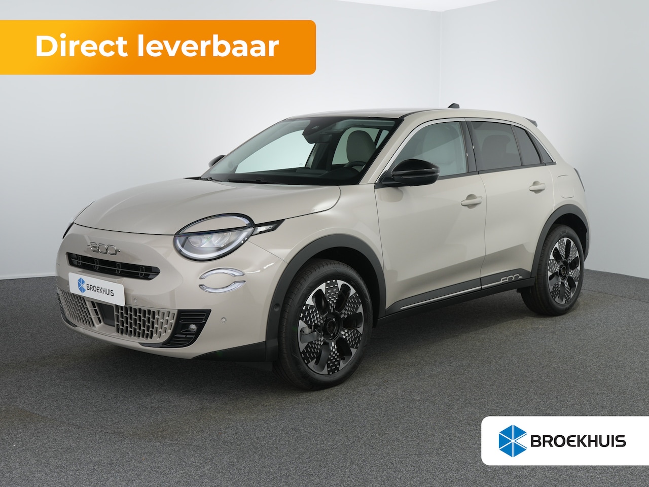 Fiat 600 - La Prima | 10,25" touchscreen radio met Bluetooth, DAB & USB | 18" lichtmetalen velgen Dia - AutoWereld.nl
