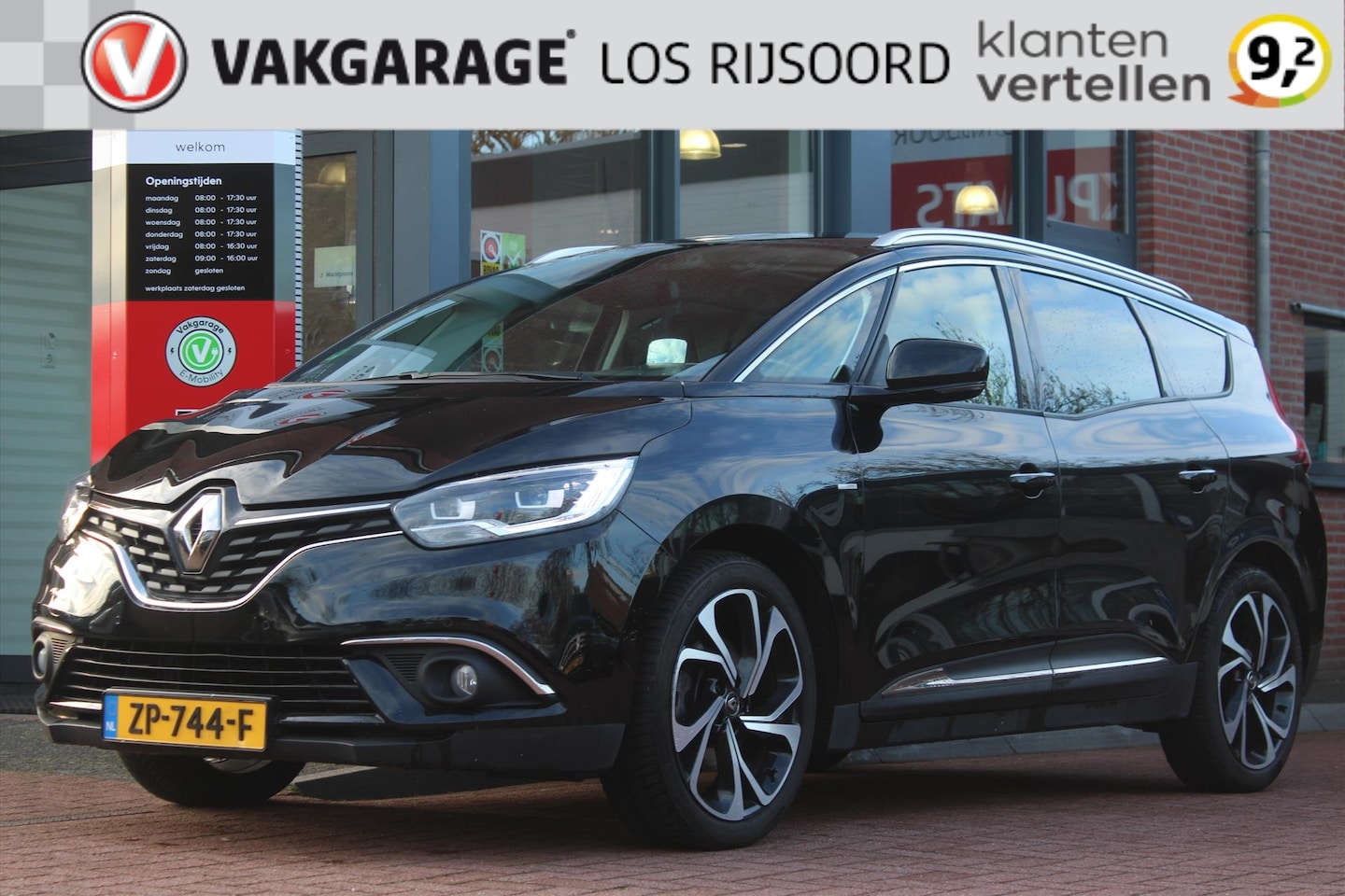 Renault Grand Scénic - 1.3 TCe Aut. *Bose* | Trekhaak | Panorama | Camera | Massage | Leder | Stoelverwarming | C - AutoWereld.nl