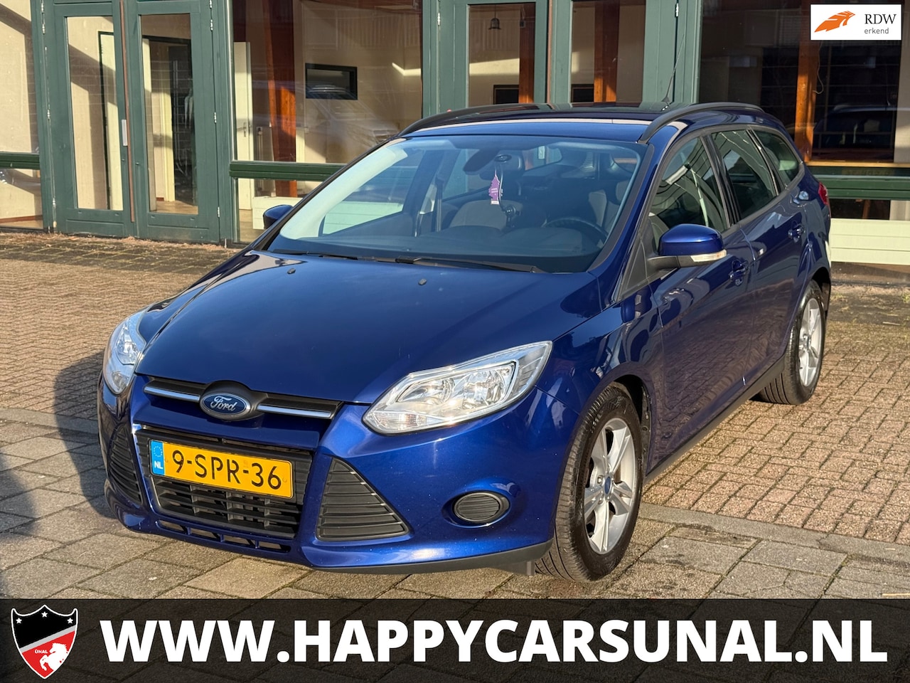 Ford Focus Wagon - 1.0 EcoBoost Edition 1.0 EcoBoost Edition, NAVI, APK - AutoWereld.nl