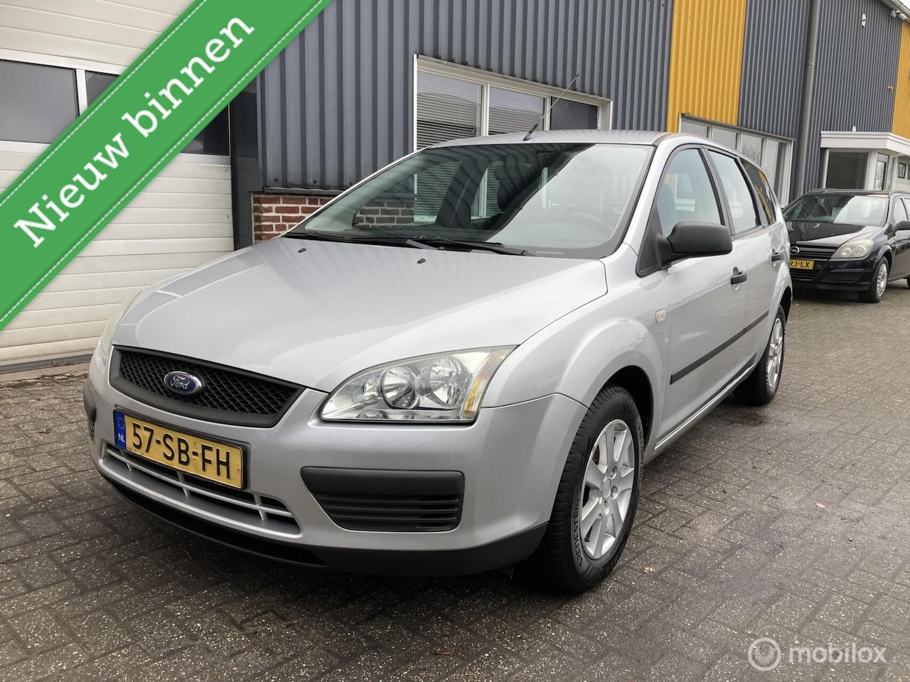 Ford Focus Wagon - 1.6-16V Champion TREKHAAK! - AutoWereld.nl