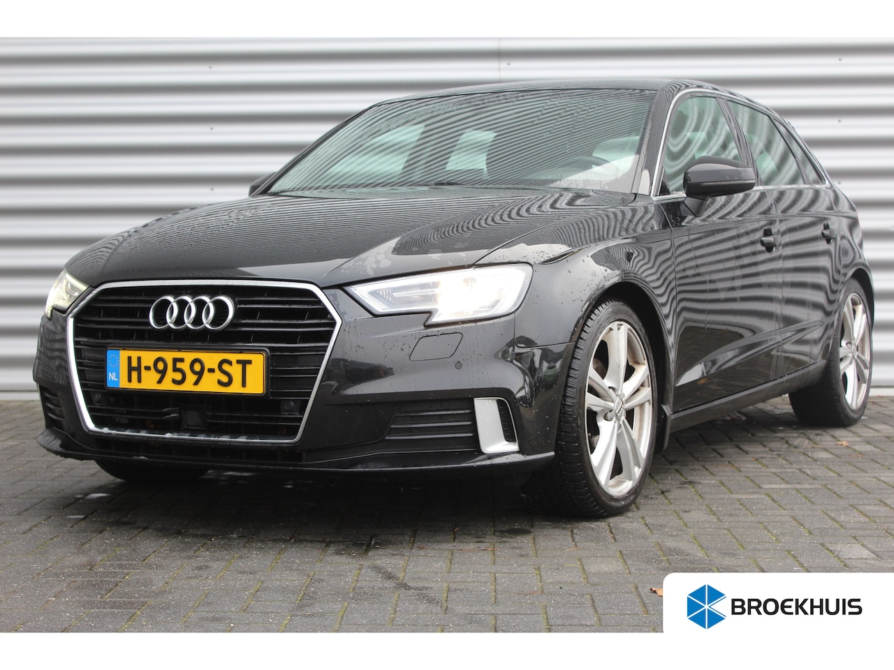 Audi A3 Sportback - 35 TFSI COD 150PK DESIGN PRO LINE AUTOMAAT / NAVI / CLIMA / FULL-LED / PDC / 18" LMV / VIR - AutoWereld.nl