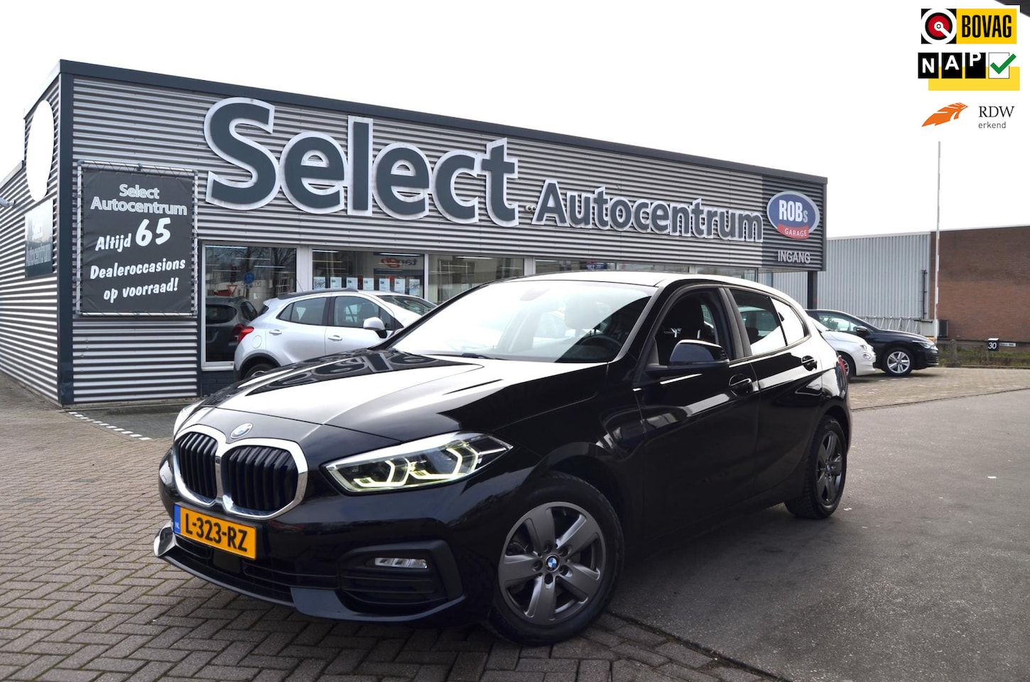 BMW 1-serie - 118i Business Edition\ Automaat nw model aple carplay - AutoWereld.nl