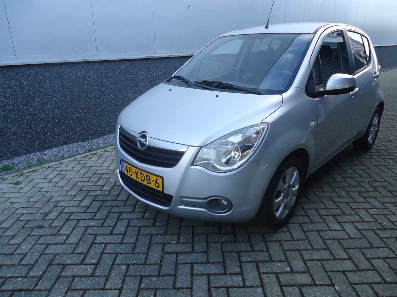 Opel Agila - 1.0 12V 48KW Edition style - AutoWereld.nl