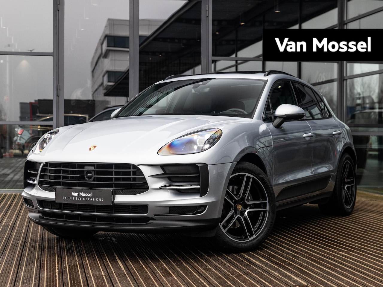 Porsche Macan - 2.0 | PASM LUCHTVERING | PANORAMA/SCHUIF-KANTELDAK | 20 INCH | ACHTERUITRIJCAMERA | ADAPTI - AutoWereld.nl