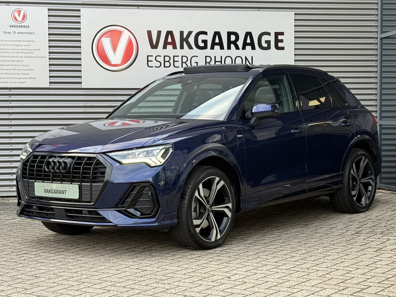 Audi Q3 - 45 TFSI e 2x S-LINE PHEV SCHUIFDAK,NAVI/CAM - AutoWereld.nl