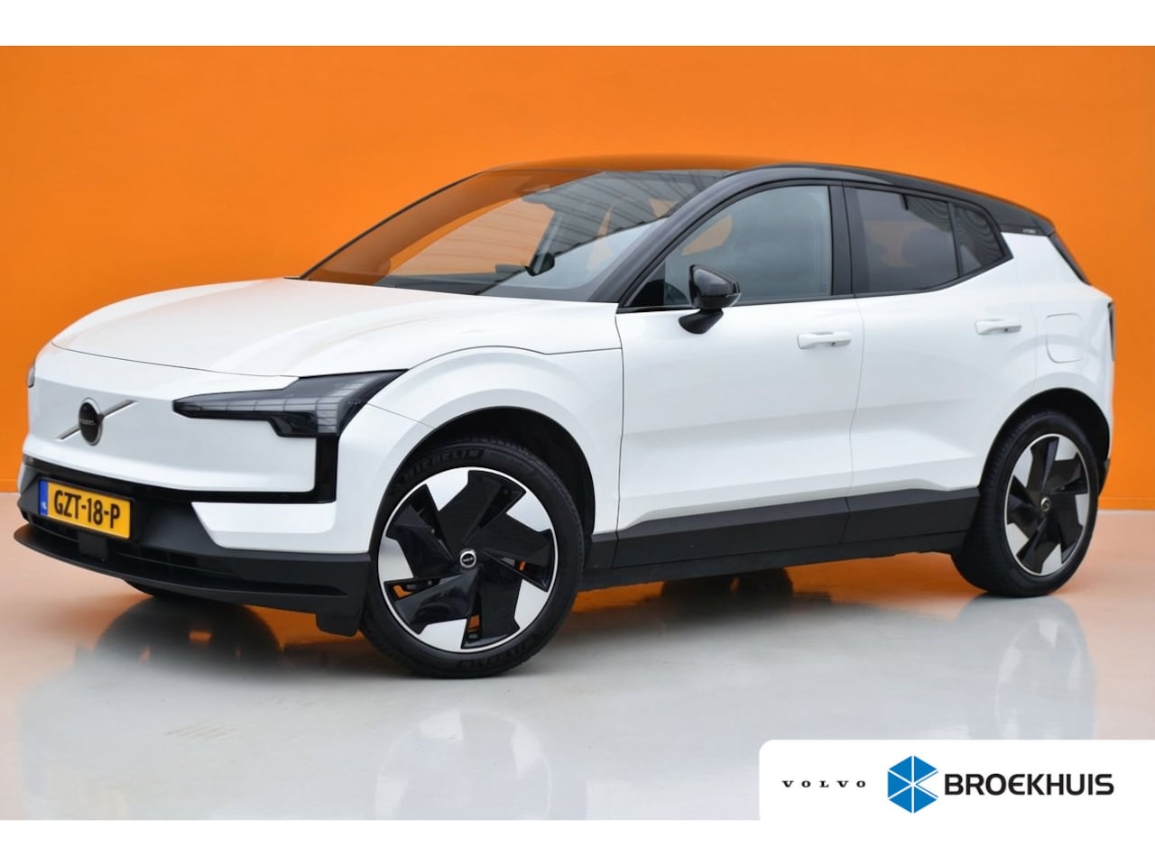 Volvo EX30 - Single Motor Extended Range Plus 69 kWh | BLIS | Achteruitrijcamera | Harman Kardon | - AutoWereld.nl