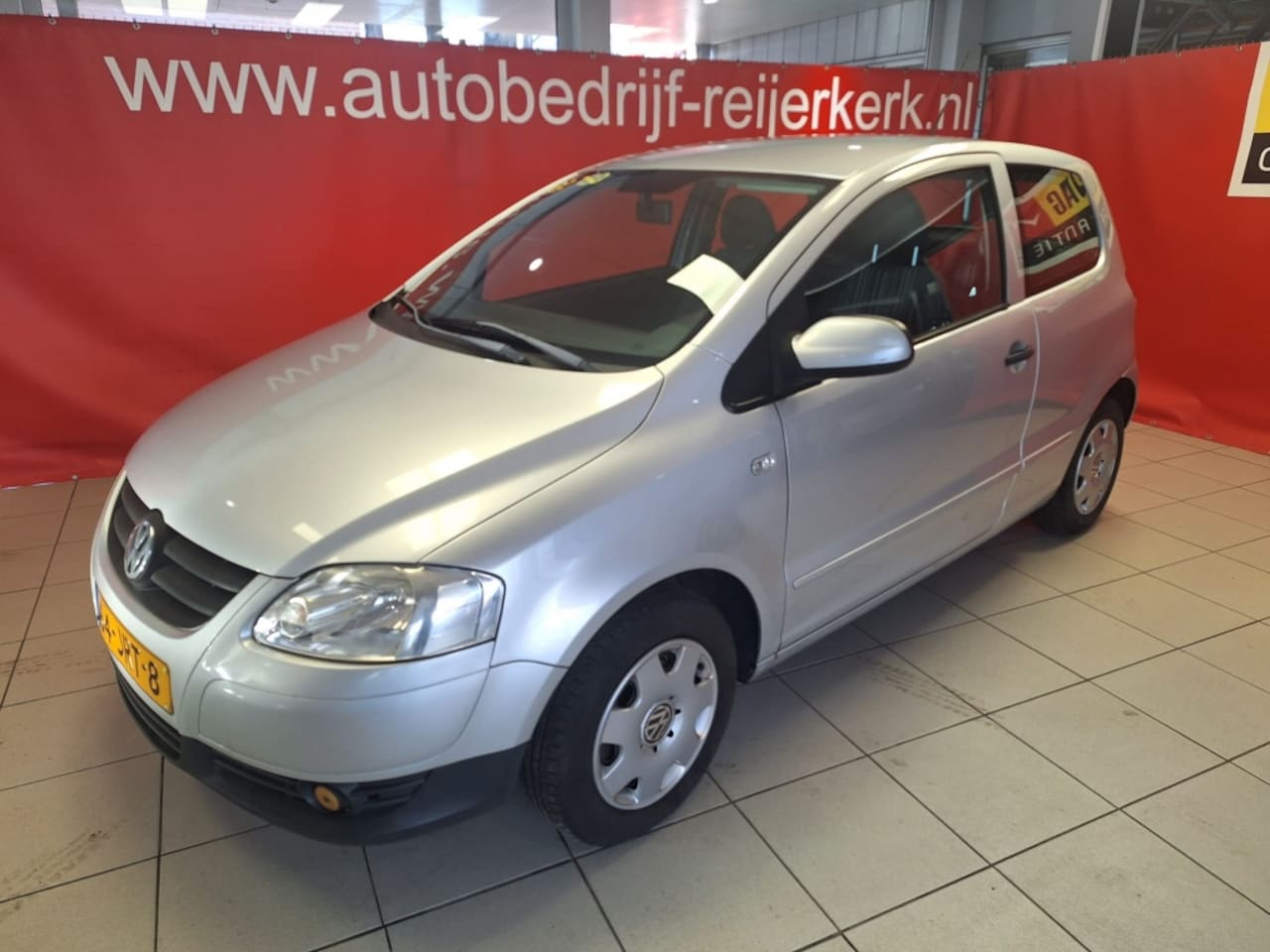 Volkswagen Fox - 1.4 Trendline 1.4 Trendline, met nieuwe APK bij aflevering - AutoWereld.nl