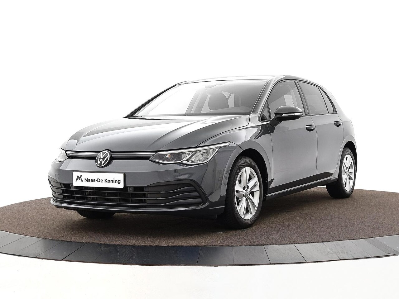 Volkswagen Golf - 1.0 eTSI 110PK DSG Life · Apple/Android Car Play · Navigatie · P-Sensoren · Sfeerverlichti - AutoWereld.nl