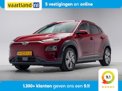 Hyundai Kona Electric - EV Premium Sky 64 kWh 3 fase [ Schuif/kanteldak Leder Stoelverwarming LED Navi ]