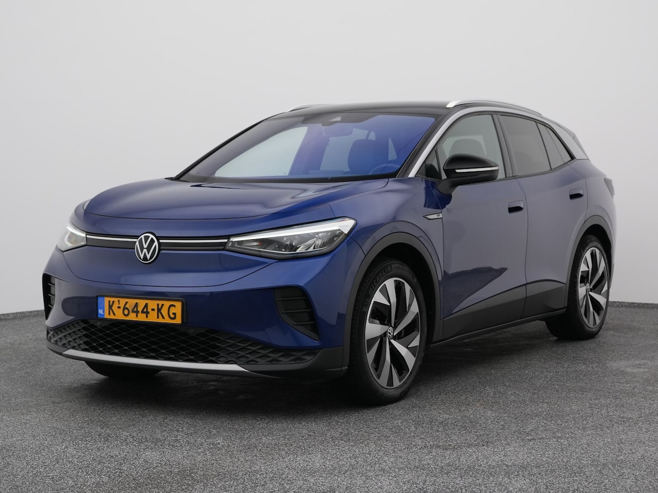 Volkswagen ID.4 - First 77 kWh | CAMERA | ADAPTIVE | STOEL- EN STUURVERW. | TREKHAAK - AutoWereld.nl