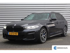 BMW 5-serie Touring - 530e 292PK BUSINESS EDITION PLUS M-SPORT AUTOMAAT / NAVI / LEDER / FULL-LED / CLIMA / PDC