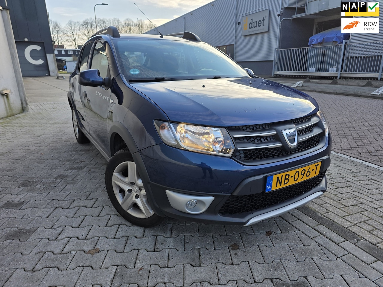 Dacia Sandero Stepway - 0.9 TCe S&S Lauréate APK NAVI AIRCO - AutoWereld.nl
