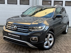 Volkswagen T-Cross - 1.0 TSI Style IQ Drive front assist/lane assist/navi/Carplay/parkeersensoren/blindspot/sto