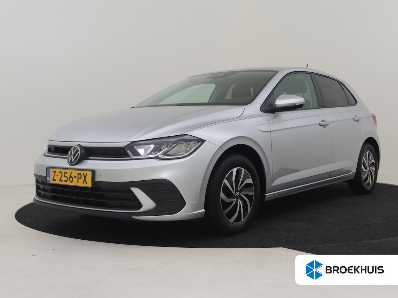 Volkswagen Polo - 1.0 TSI Life Edition 95pk | Camera achter | Adaptief cruise control | Parkeersensoren v+a - AutoWereld.nl