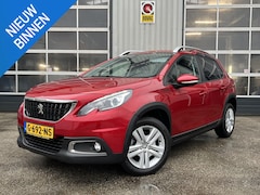 Peugeot 2008 - 1.2 PureTech Signature Navi Trekhaak LED Parkeerhulp
