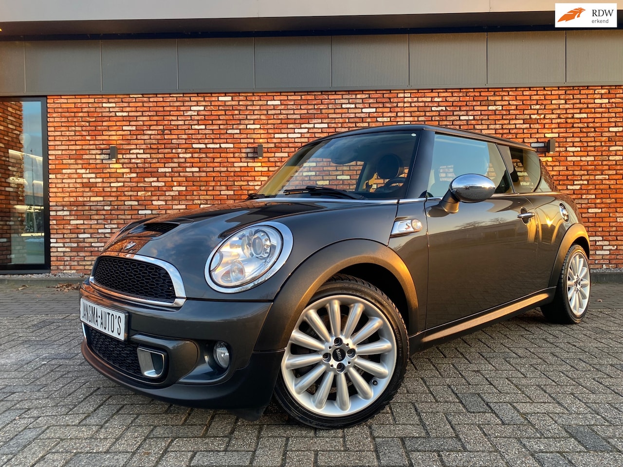 MINI Cooper S - Mini 1.6 Chili Leer Cruise 118000km! 1e Eig! - AutoWereld.nl