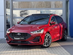 Ford Focus - 1.0 Hybrid 155 PK Automaat ST Line X | Pano dak | AGR stoel | B&O | 18 inch | ACC | BLIS |