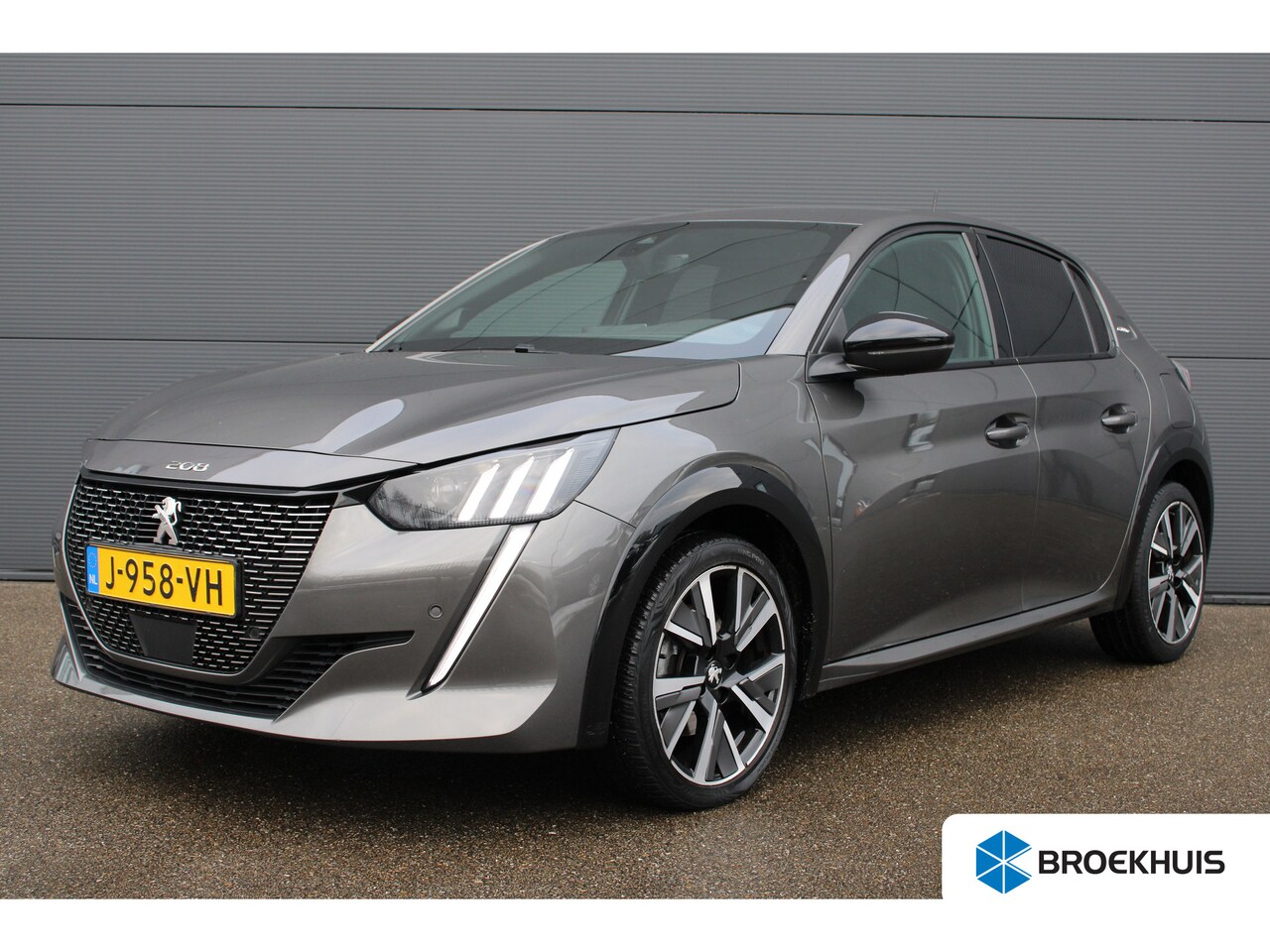 Peugeot 208 - 1.2 PureTech GT-Line | Navi by app | Camera | Full LED | All season | Apple carplay | - AutoWereld.nl