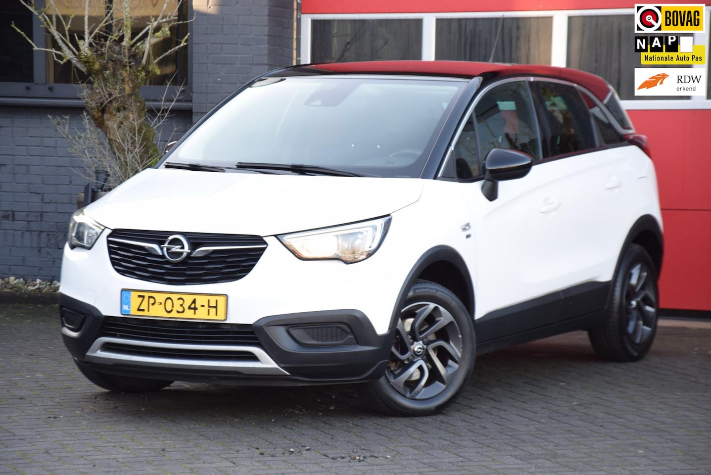 Opel Crossland X - 1.2 Turbo 120 Jaar Edition 2019 Navigatie Distributieriem is Vervangen - AutoWereld.nl