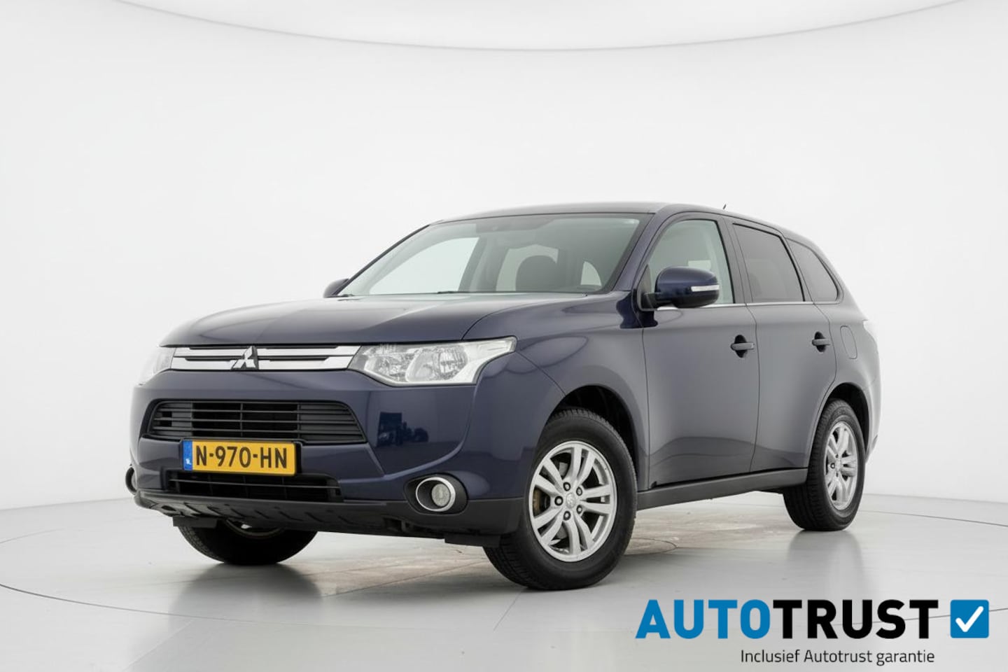 Mitsubishi Outlander - 2.0 Business Edition AUTOM TREKHAAK 7PERS CAMERA - AutoWereld.nl