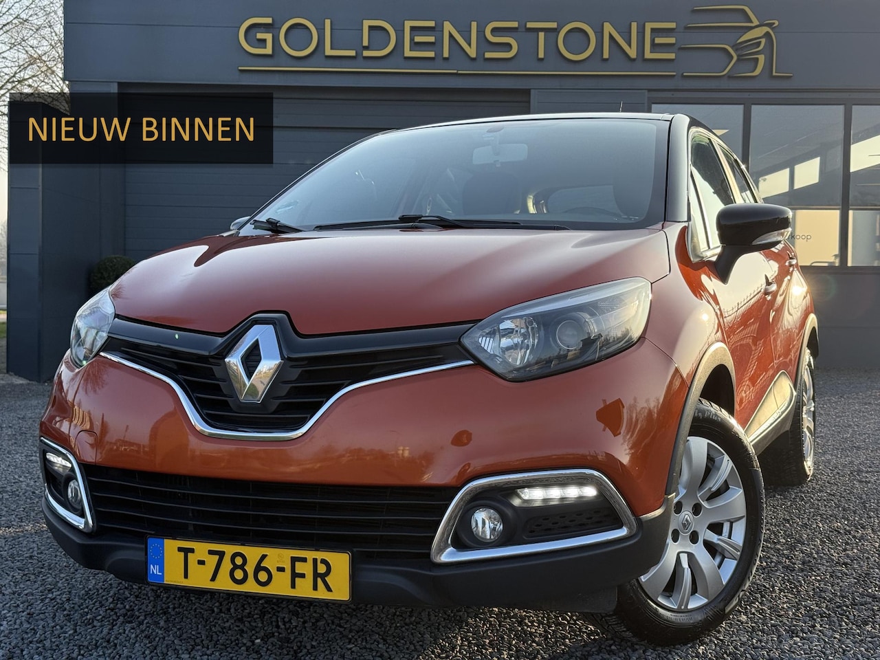 Renault Captur - 1.2 TCe Expression 1e Eigenaar,Trekhaak,Keyless,Automaat,Navi,Airco,Cruise,Lm velgen,120pk - AutoWereld.nl