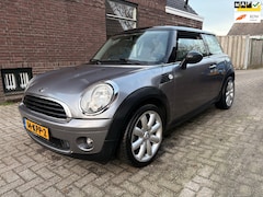 MINI One - 1.4 Anniversary MK II - panorama dak - airco - cruise control