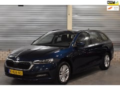 Skoda Octavia Combi - 1.0 TSI Business Edition +Virtual Cockpit Apple/Android Carplay|Navigatie|Stoelverwarming|