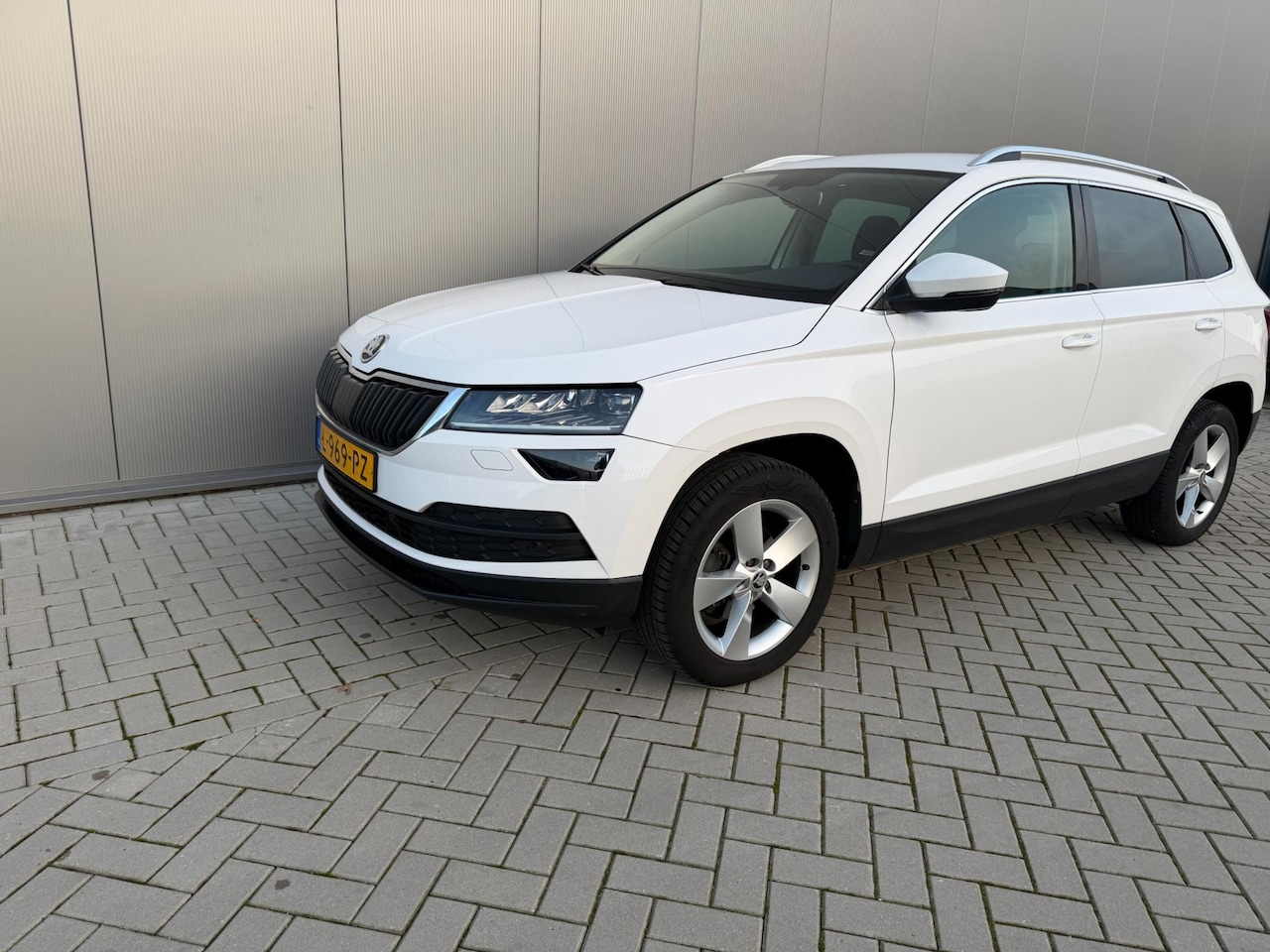 Skoda Karoq - 1.5 TSI ACT Style 1.5 TSI ACT Style - AutoWereld.nl