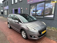 Peugeot 5008 - 1.6 THP Active 5p. panodak navi nap boekjes