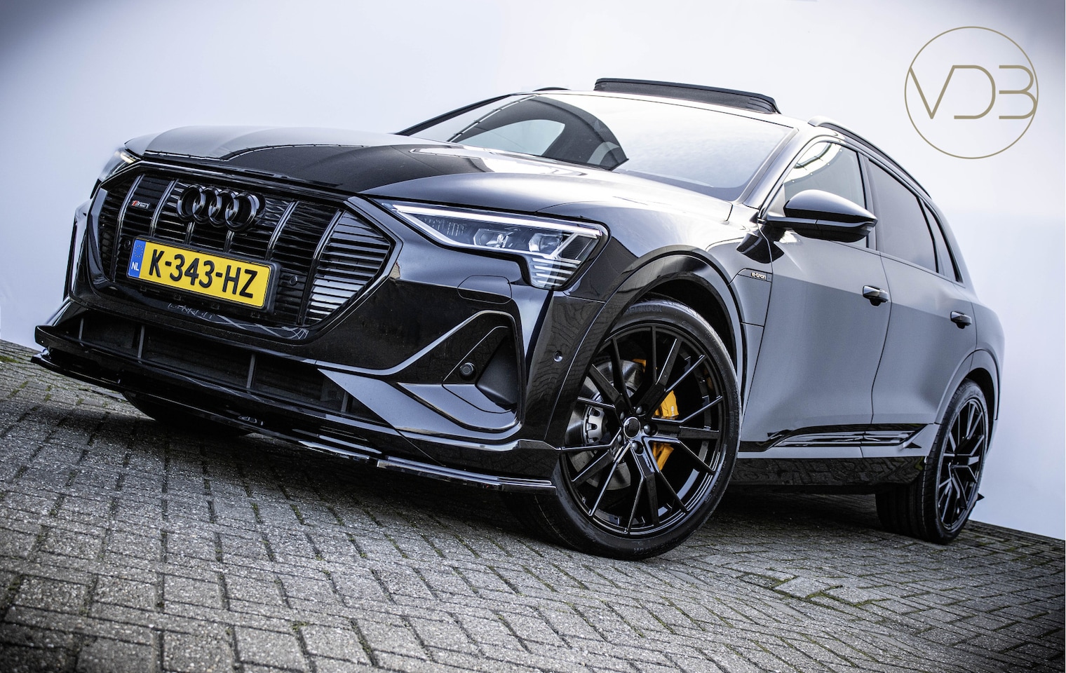 Audi e-tron - 50 ACCU 90% 3x S-Line PANO TREKHAAK CAMERA 22INCH - AutoWereld.nl