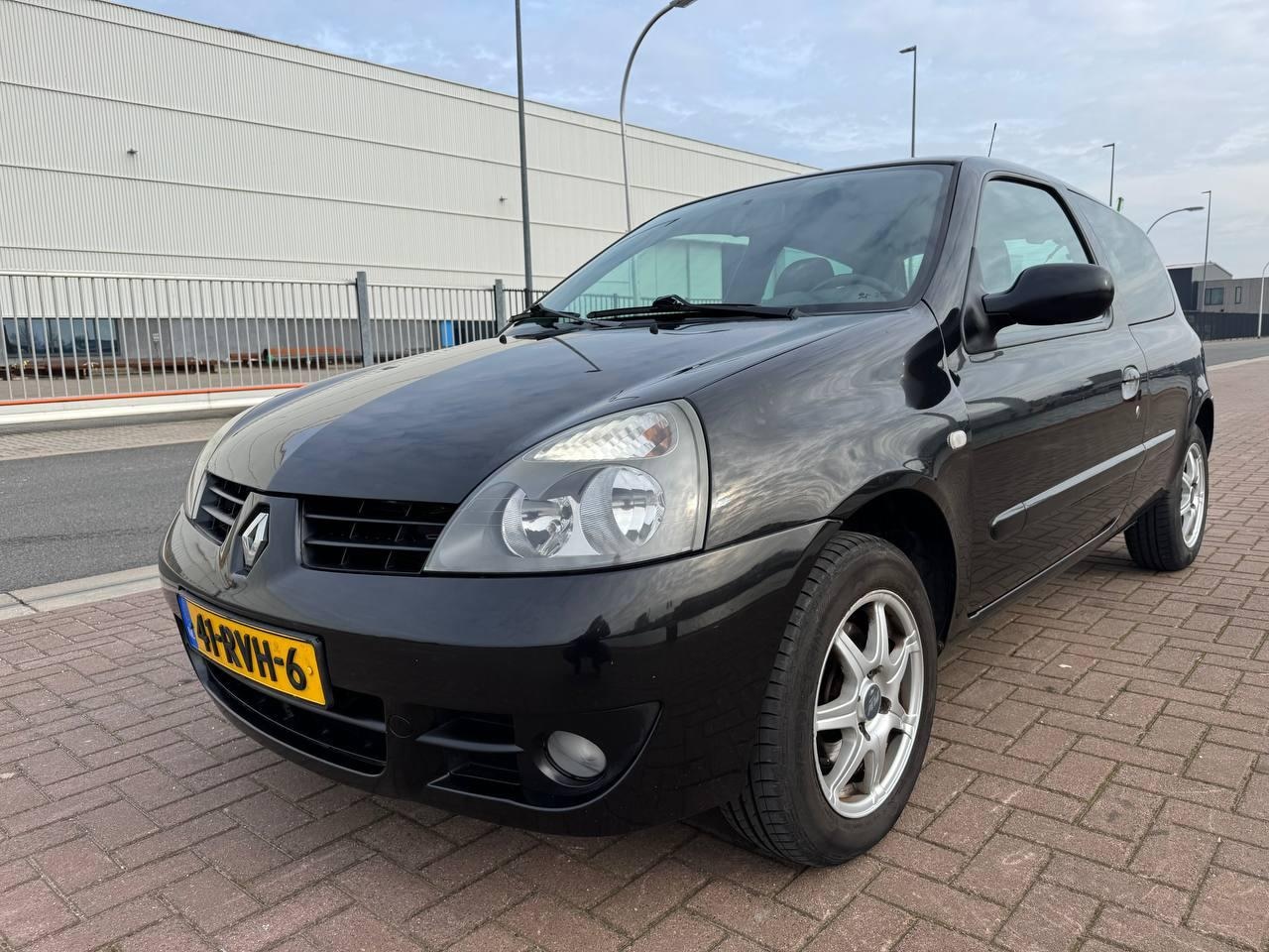 Renault Clio - 1.2-16V Campus /Airco/St.bkr/Trekhaak/Nieuwe APK - AutoWereld.nl