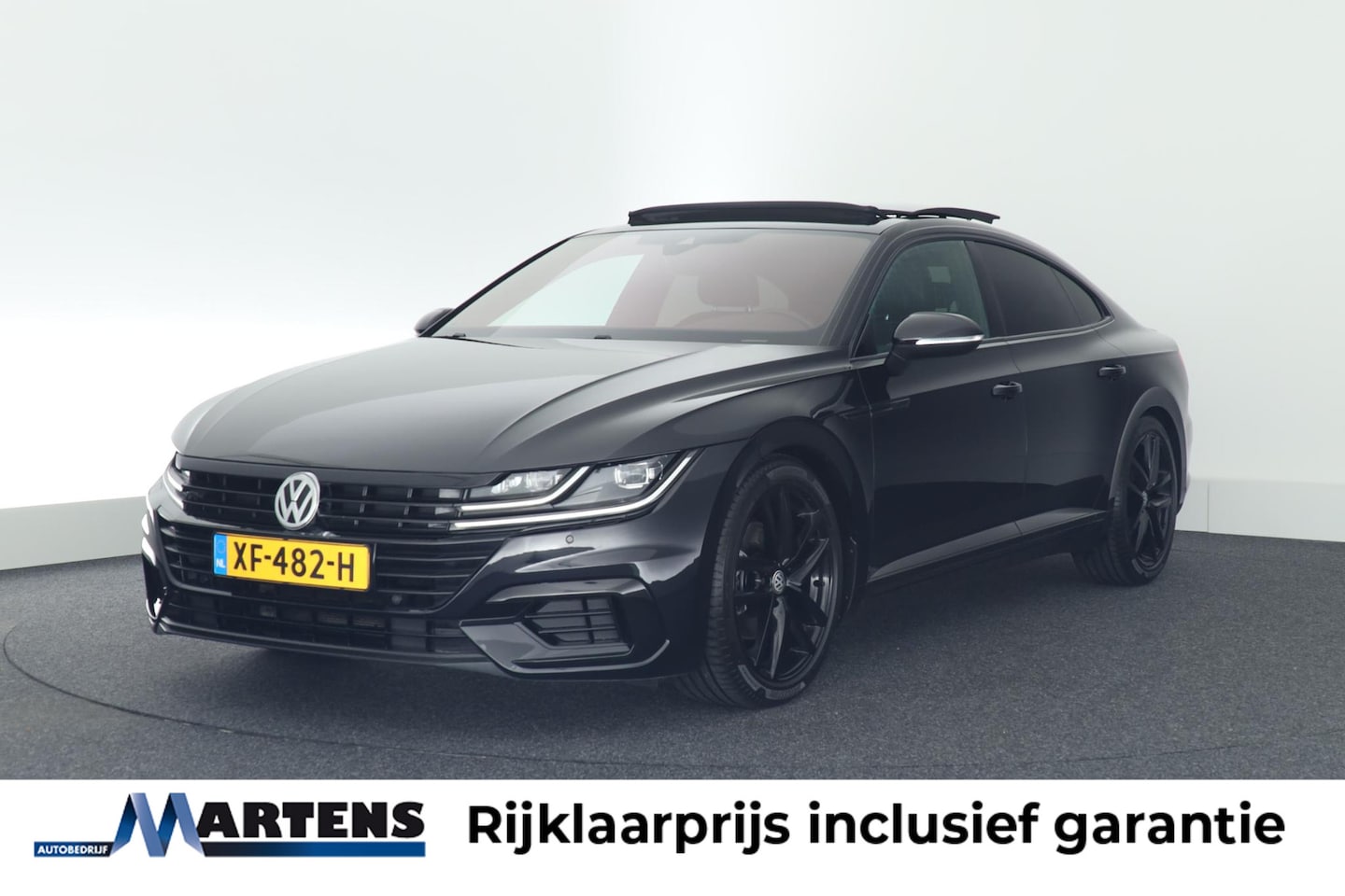 Volkswagen Arteon - 1.5 TSI 150pk DSG 2x R-Line Keyless Virtual Cockpit Stoelverwarming Camera Panoramadak Nav - AutoWereld.nl