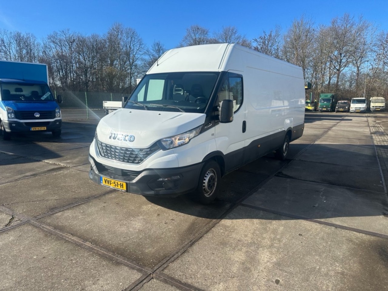 Iveco Daily - 35S16V L4H2 Hi-Matic - AutoWereld.nl