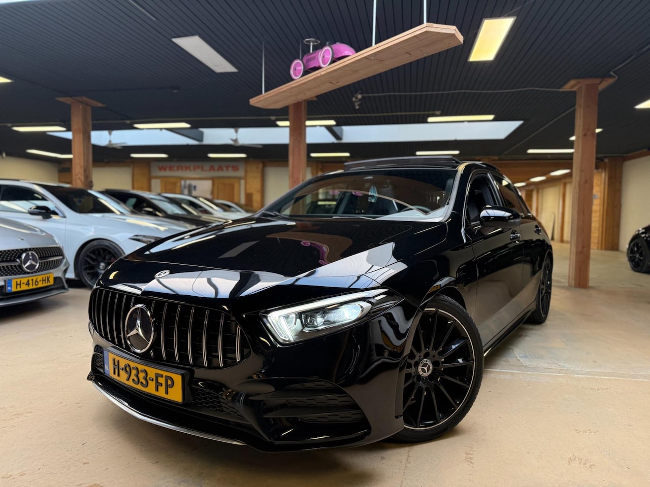 Mercedes-Benz A-klasse - 200 Business Solution AMG Upgrade Alle Opties! Pano Airco Cruise Control - AutoWereld.nl