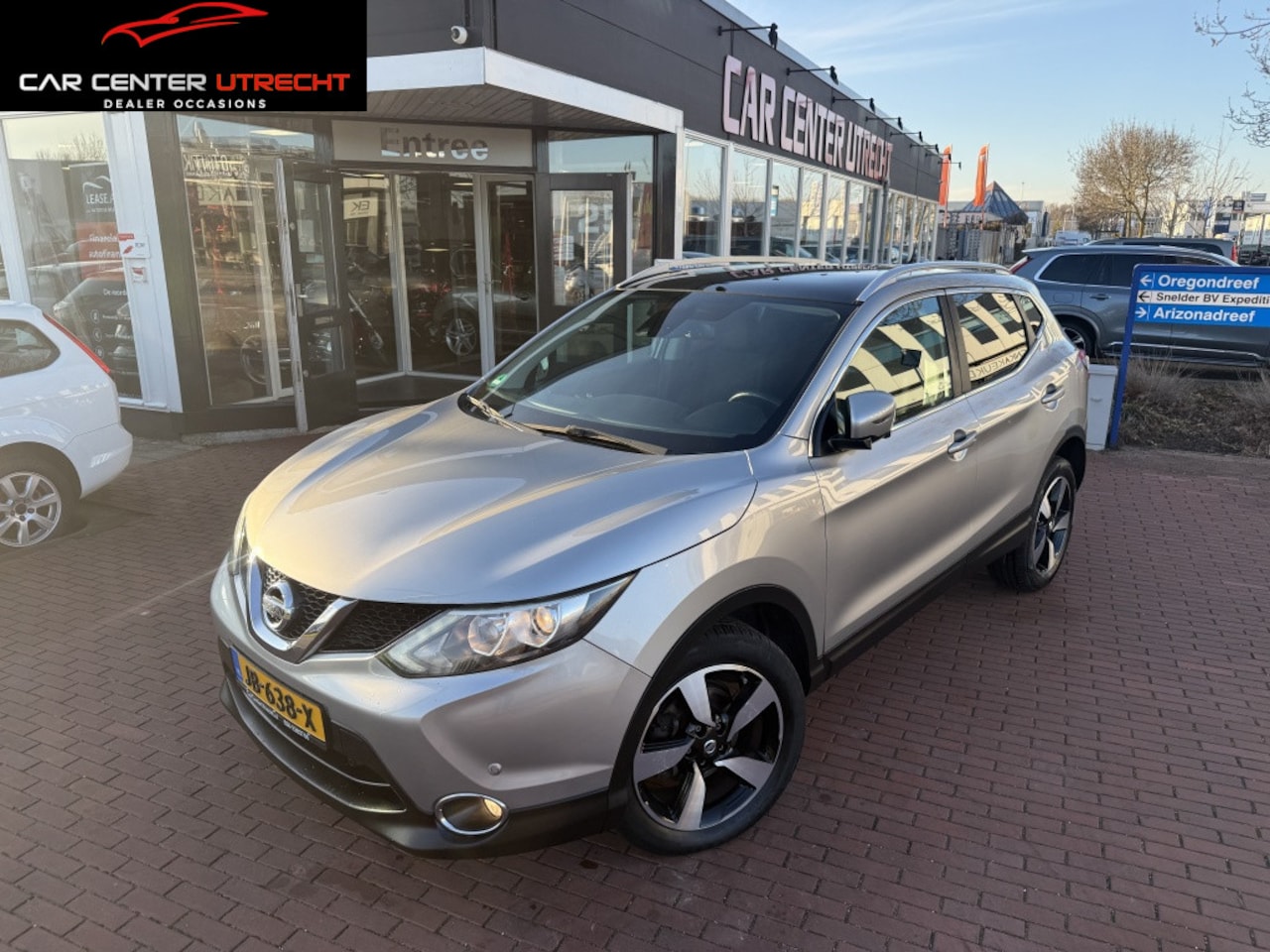 Nissan Qashqai - 1.2 Connect Edition camara navi pano airco - AutoWereld.nl