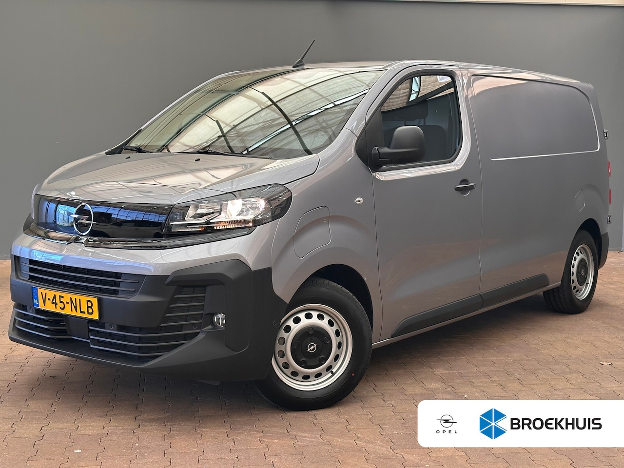 Opel Vivaro Electric - L2 75 kWh Camera | Parkeersensoren V+A | Apple Carplay/Android Auto | | 11 kW lader | Appl - AutoWereld.nl