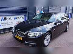 BMW 5-serie Touring - 520i Luxury Line Automaat