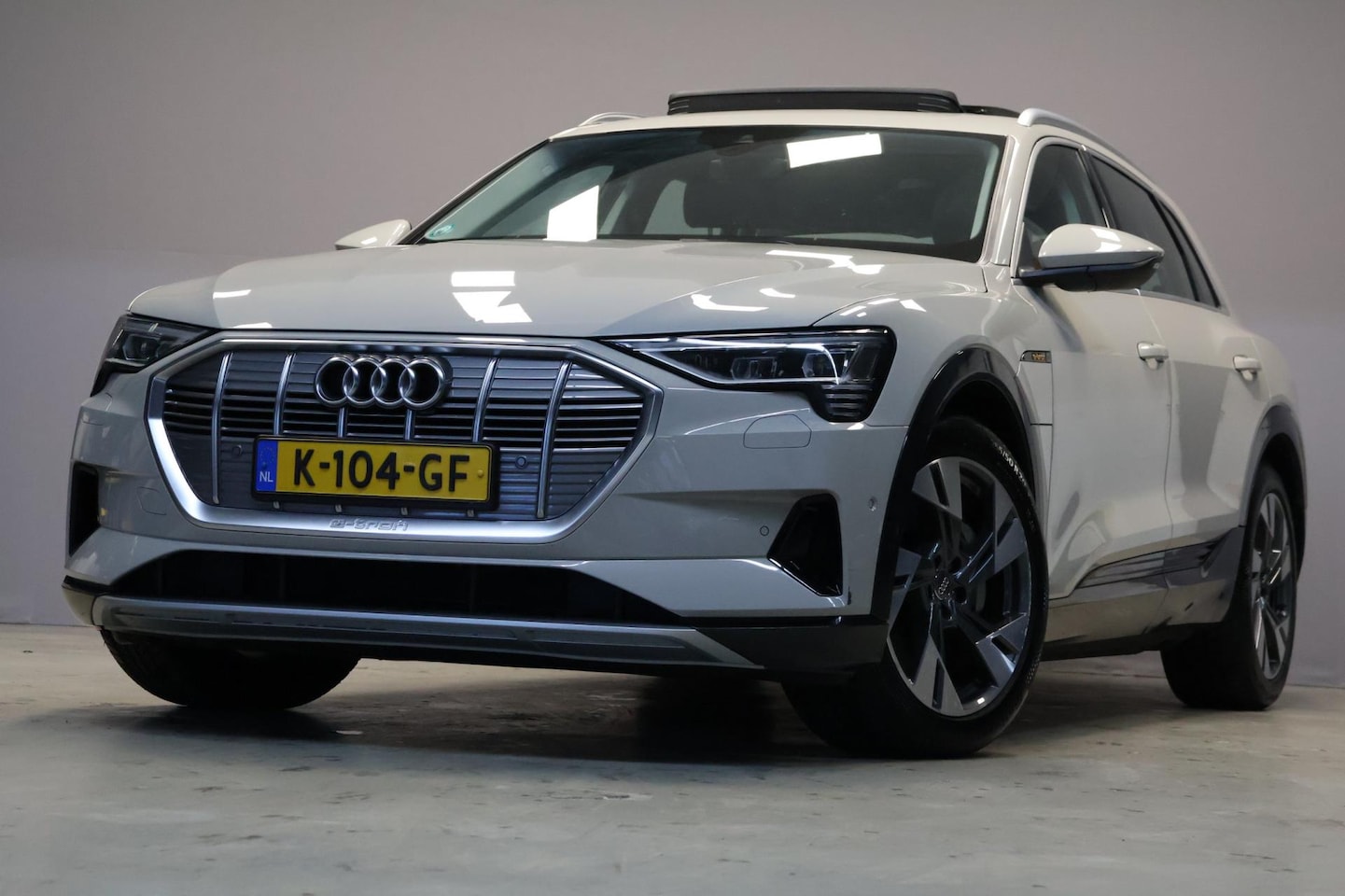 Audi e-tron - 50 quattro Business edition Plus 50 quattro Business edition Plus 71 kWh - AutoWereld.nl