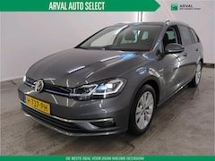 Volkswagen Golf Variant - 1.5 TSI 131pk Comfortline Business | Panoramadak | Design | Stoelverwarming | LED| CarPlay
