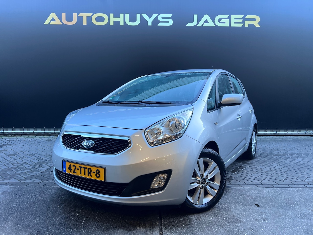 Kia Venga - 1.6 CVVT Comfort Pack Automaat Camera Trekhaak - AutoWereld.nl