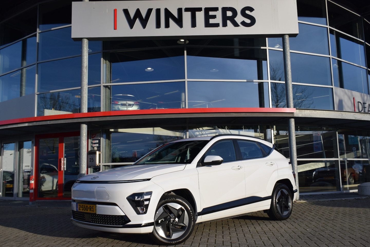 Hyundai Kona Electric - Comfort 64 kWh | Cruise Control | Climate Control | Camera | 17" Licht metalenvelgen | - AutoWereld.nl