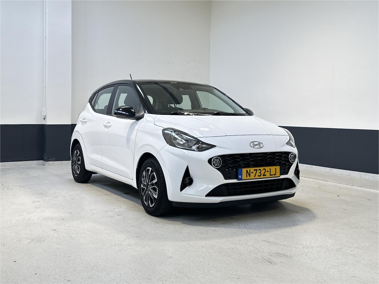 Hyundai i10 - 1.0 Comfort Smart | Apple Carplay\Android Auto | Camera | NL | 1 Eig | Navigatie | - AutoWereld.nl