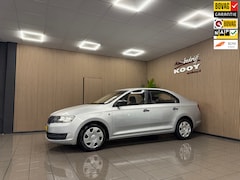 Skoda Rapid - 1.2 TSI Greentech Comfort Go * 91.076 km + NAP / NL Auto / Trekhaak / Airco