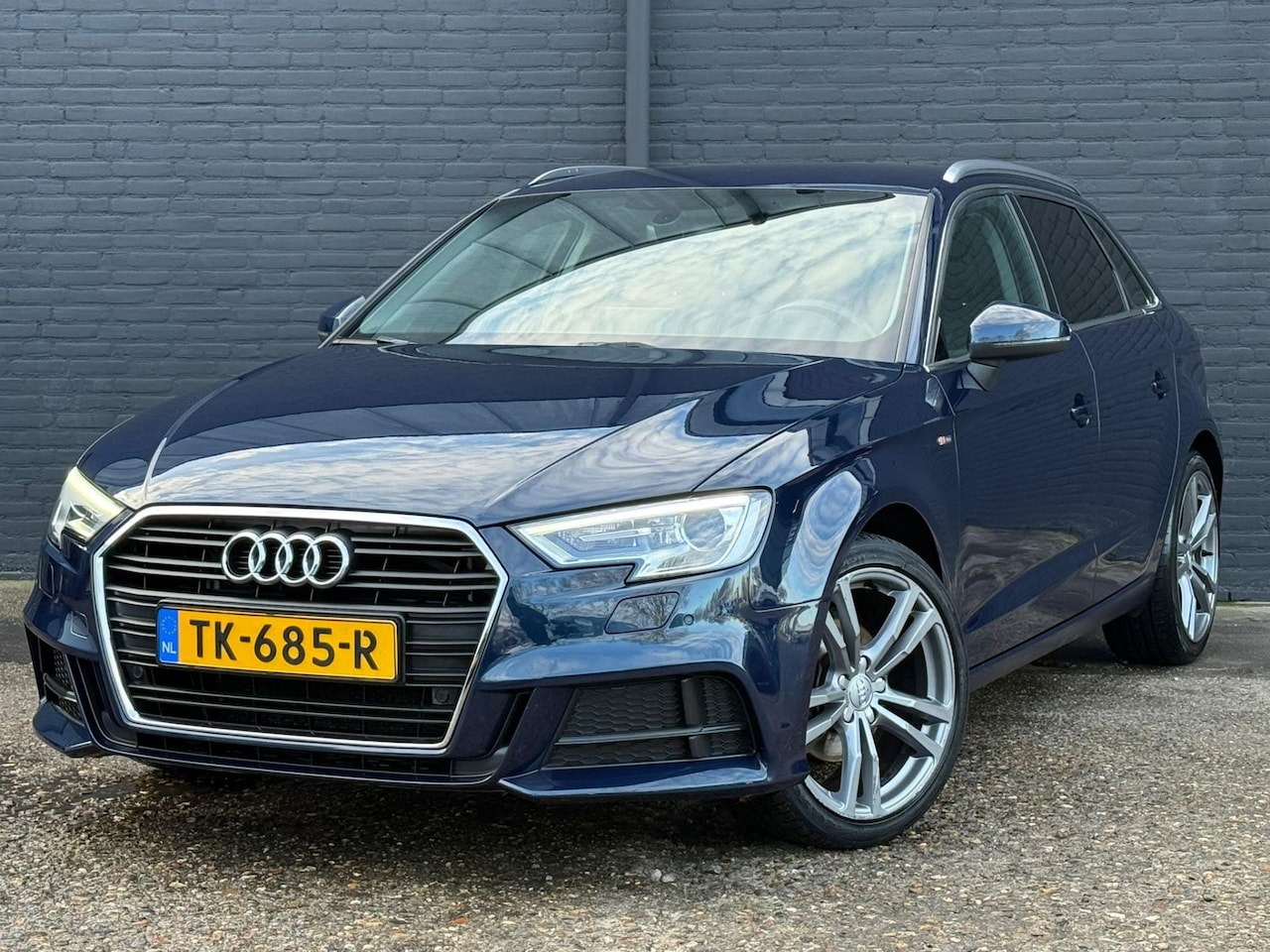 Audi A3 Sportback - 1.5 TFSI CoD Sport S Line Edition NAVI | PDC | CRUISE | AUTOMAAT | NWE APK - AutoWereld.nl