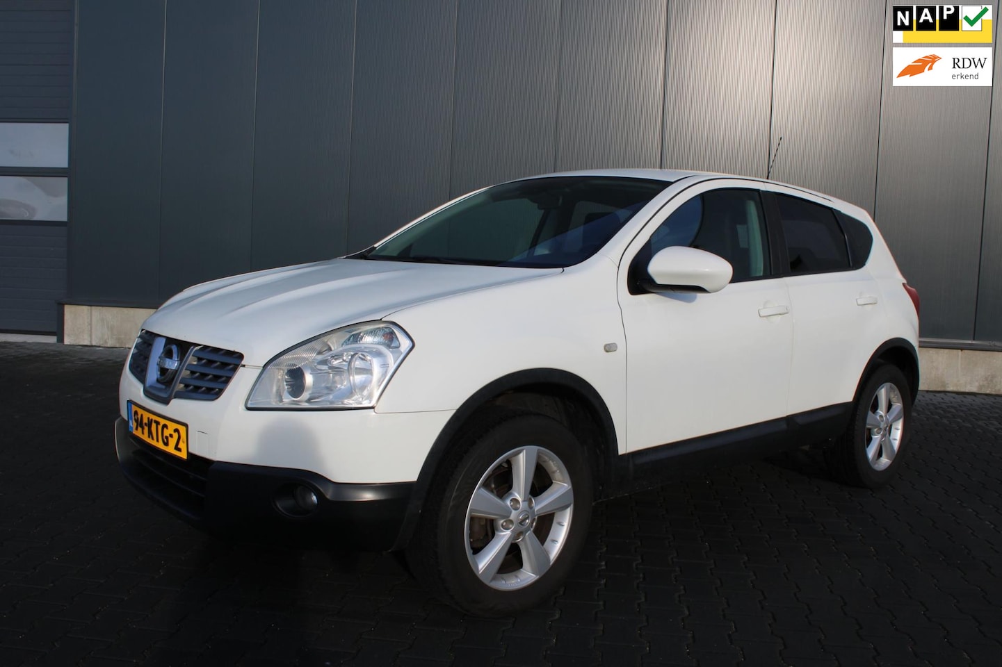 Nissan Qashqai - 1.6 Visia trekhaak 12 MAANDEN GARANTIE - AutoWereld.nl